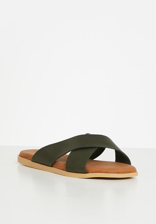edit - Lila slide - khaki