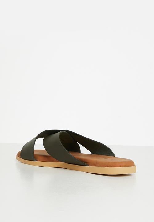 edit - Lila slide - khaki