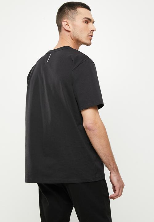 Superdry. - Code tech loose T-shirt - black
