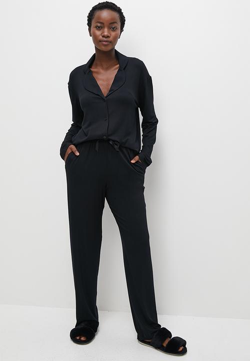 Superbalist - Sleep shirt & pants set - black