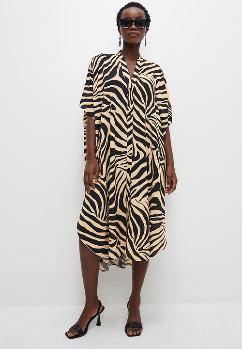 VELVET - Mandarin collar kaftan dress - animal