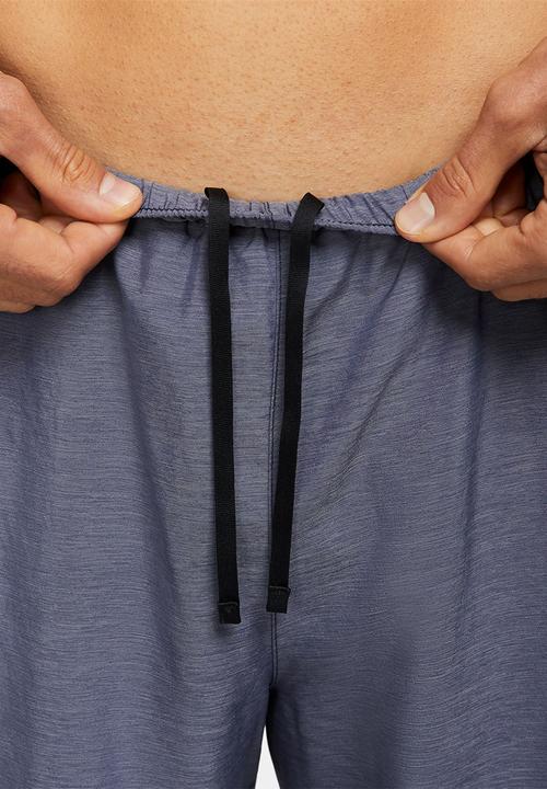 Nike - Nike Challenger  2-in-1 Running Shorts 7" - obsidian