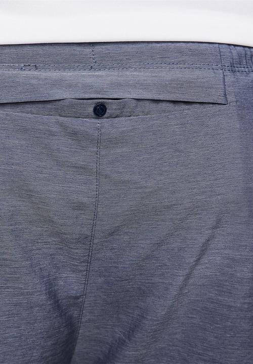 Nike - Nike Challenger  2-in-1 Running Shorts 7" - obsidian
