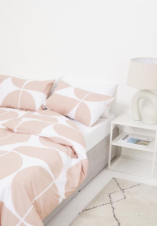 Sixth Floor - Shapes printed poly cotton duvet set - dusty pink