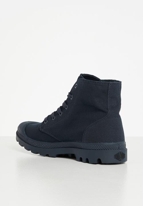 Palladium - Mono chrome - mood indigo