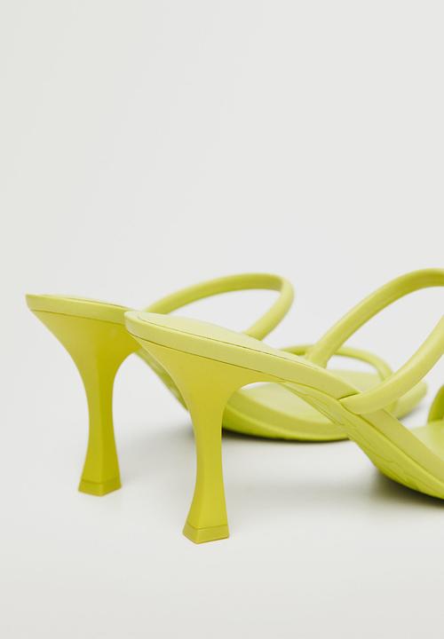MANGO - Par heel mule - bright yellow