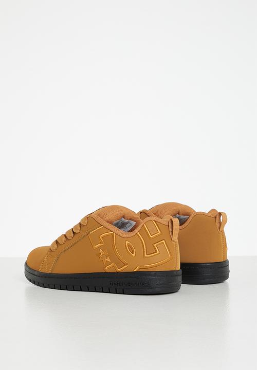 DC - Court graffik - black wheat