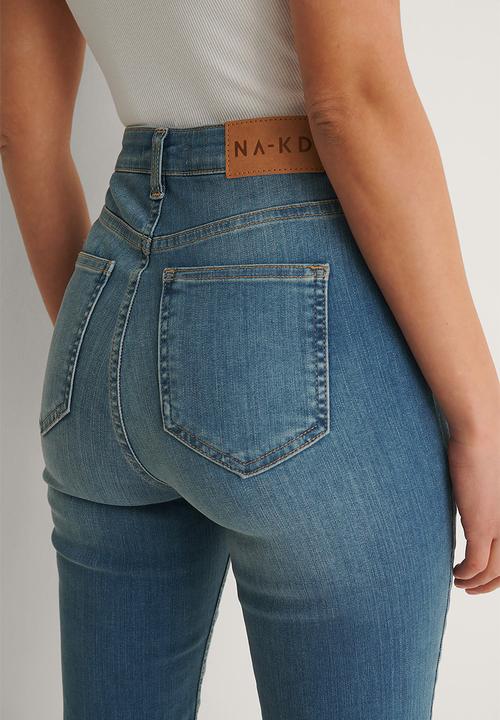 NA-KD - Skinny raw hem bermuda shorts - mid blue