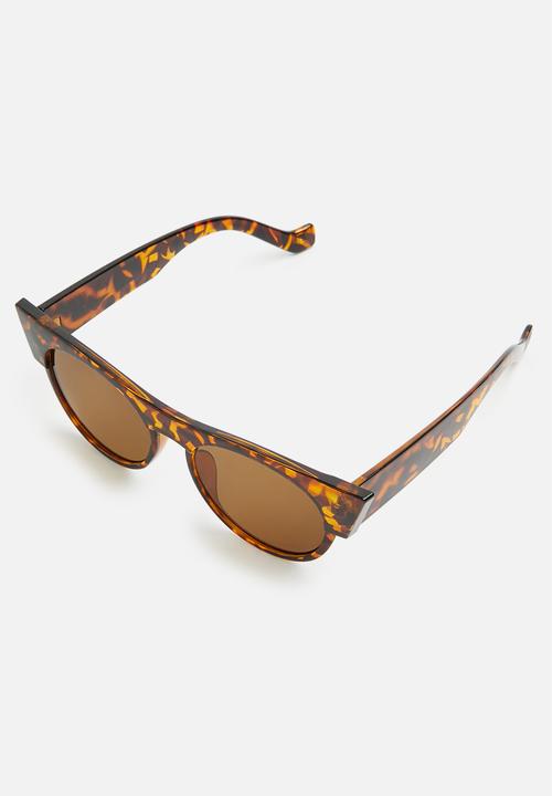 Superbalist - Leigh cateye sunglasses - brown