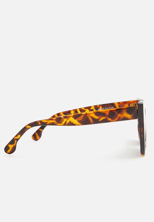 Superbalist - Mandy cateye sunglasses - brown