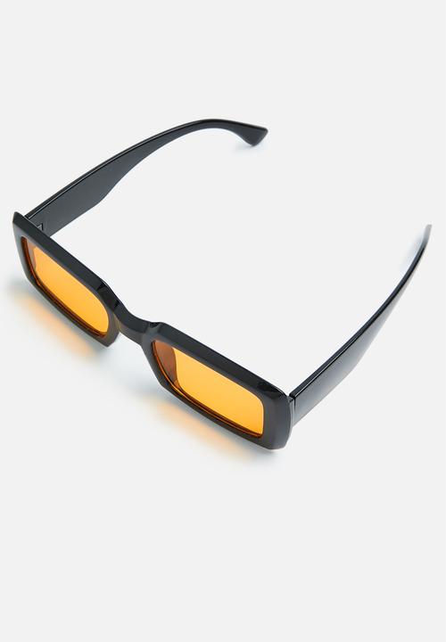 Superbalist - Megan rectangle sunglasses - black
