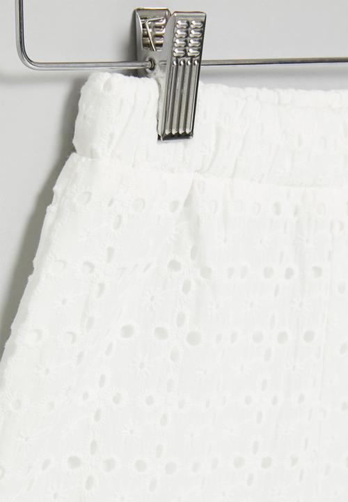 Pop Candy - Embroidered shorts - white