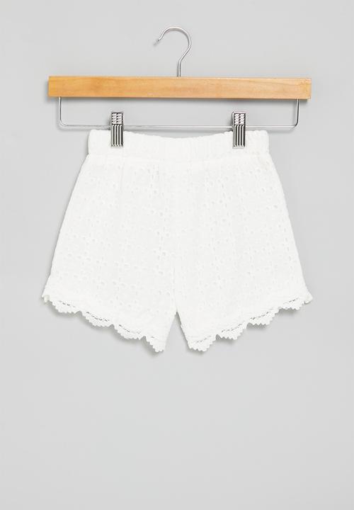Pop Candy - Embroidered shorts - white