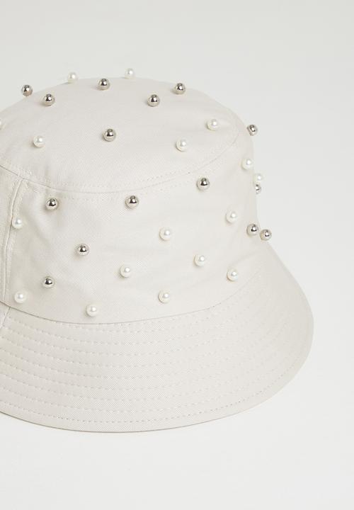 Superbalist - Meadown bucket hat - cream