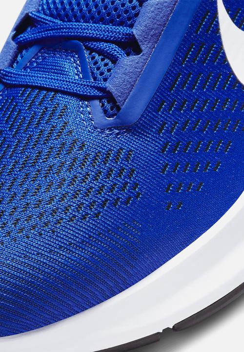 Nike - Air Zoom structure 24