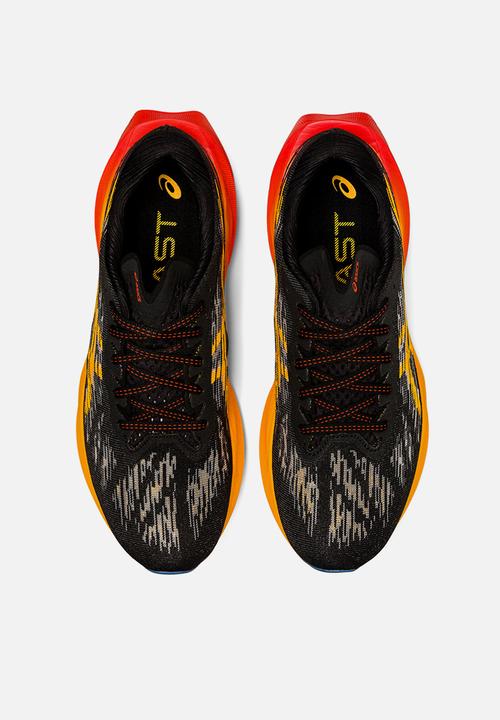 ASICS - Novablast 3 - black & amber