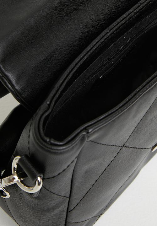 Public Desire - The haze - black