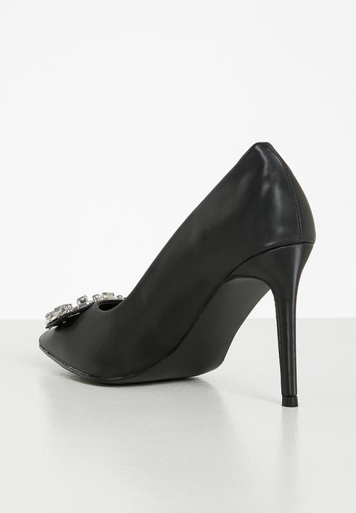 Plum - Carla barely there court heel - black