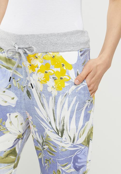 Stella Morgan - Floral printed knit capri pants - multi 