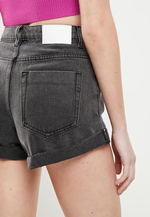 Glamorous - Ladies denim shorts washed black