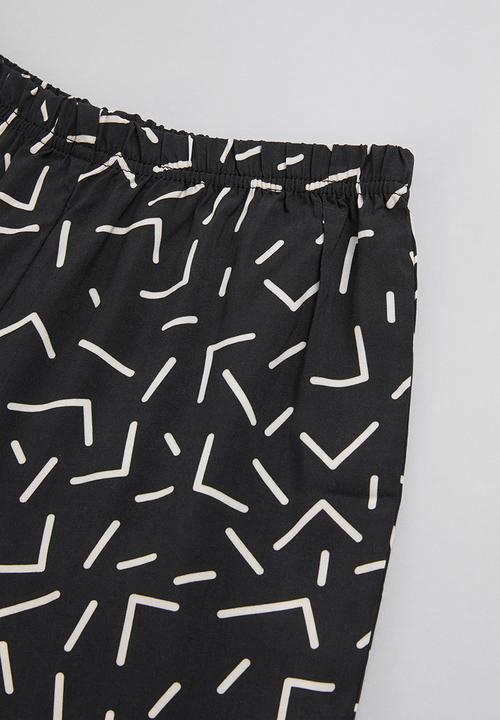 Superbalist - T-shirt and short pj set - multi 