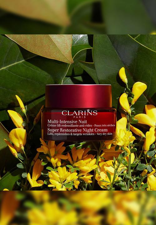 Clarins - Super Restorative Night for Dry Skin