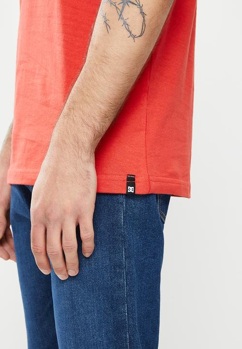 DC - Star bevelled t short sleeve- molten lava