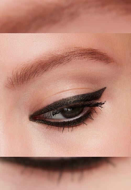 MAC - Bubbles & Bows Powerpoint Eye Pencil - Coal As Ice