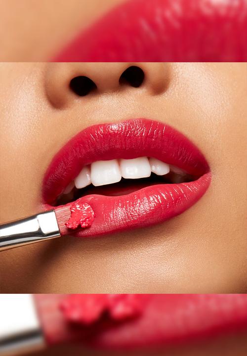 MAC - Bubbles & Bows Lustreglass Lipstick - Pour Another