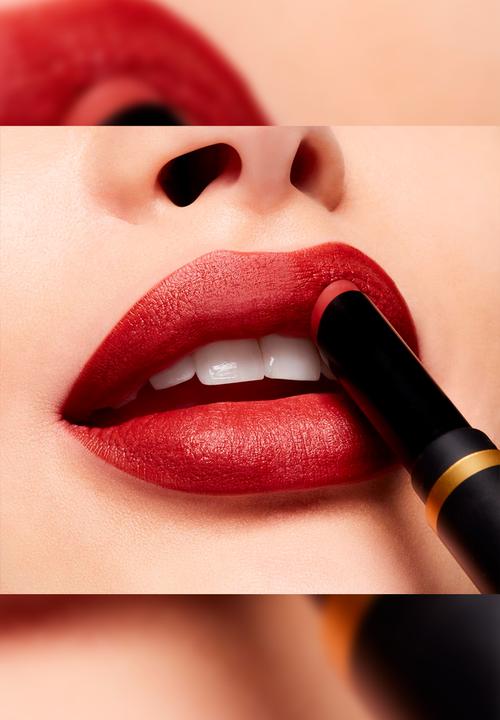 MAC - Powder Kiss Velvet Blur Slim Stick - Nice Spice