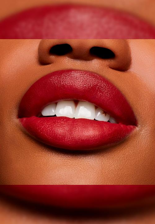 MAC - Powder Kiss Velvet Blur Slim Stick - Dubonnet Buzz