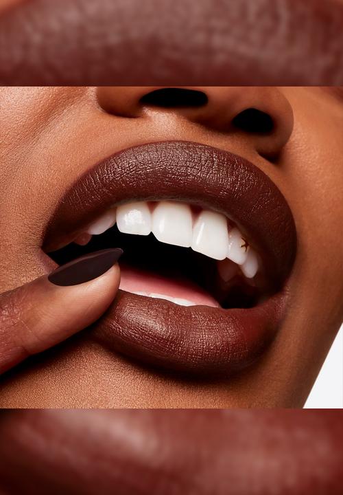 MAC - Powder Kiss Velvet Blur Slim Stick - Love Clove