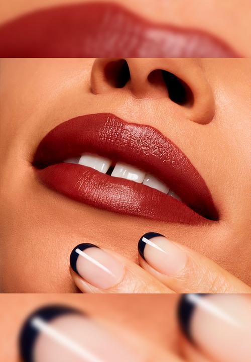 MAC - Powder Kiss Velvet Blur Slim Stick - Nutmeg Ganache