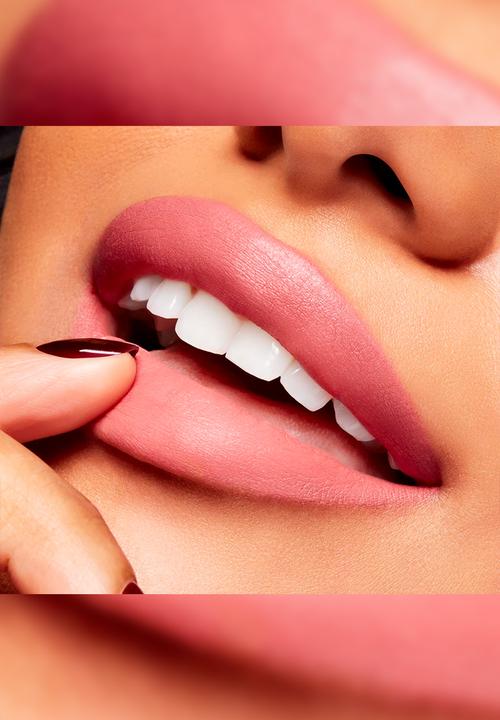 MAC - Powder Kiss Velvet Blur Slim Stick - Peppery Pink