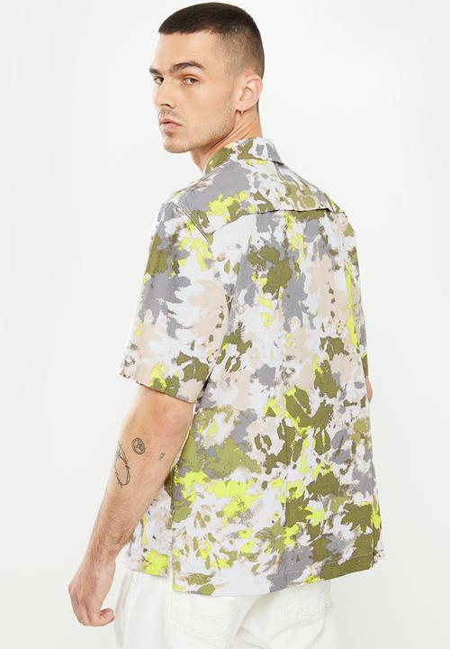 Calvin Klein - Logo aop short sleeve shirt - green
