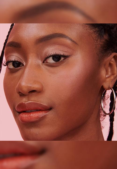Benefit Cosmetics - Forward to Gorgeous
