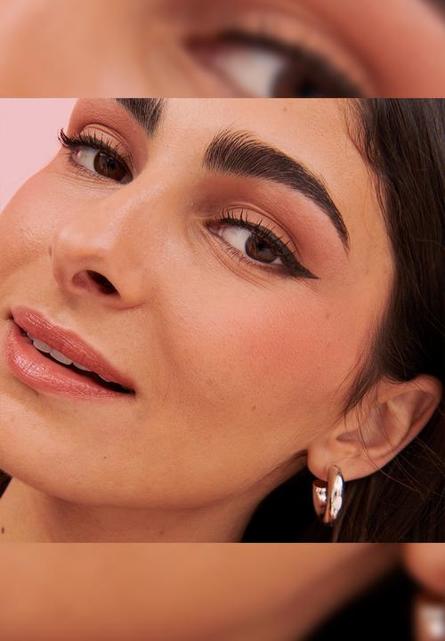 Benefit Cosmetics - Roller Express