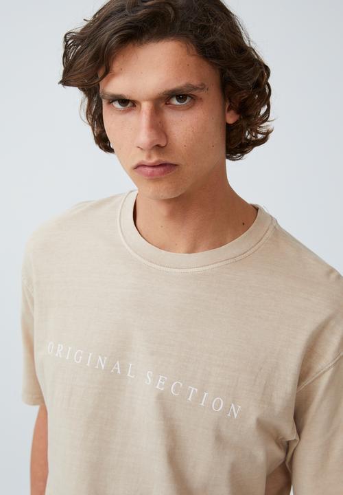 Cotton On - Easy T-shirt - cashew/original section