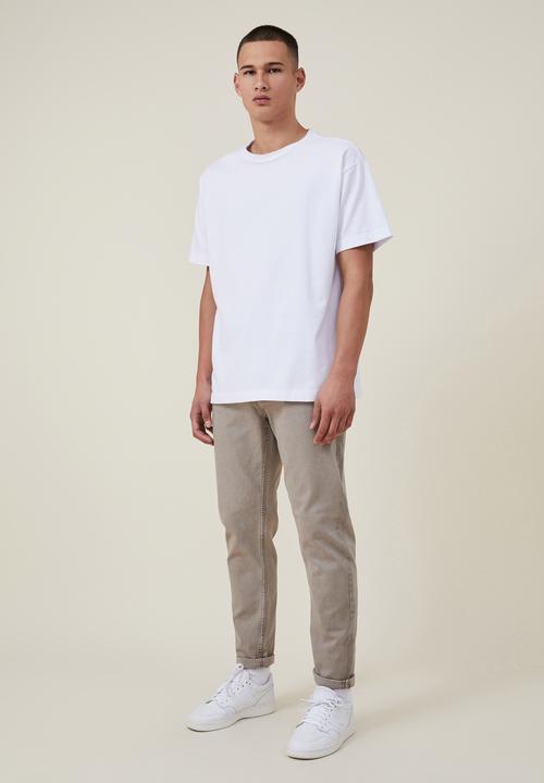 Cotton On - Relaxed tapered jean - washed oatmeal
