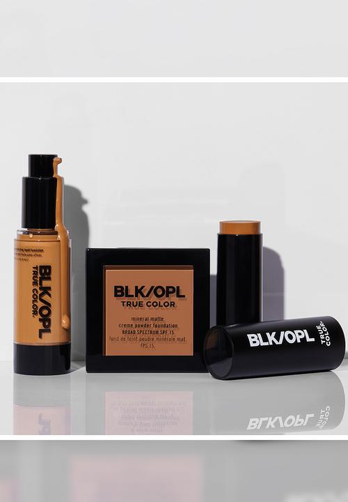 Black Opal - TRUE COLOR® Mineral Matte Crème Powder - Truly Topaz