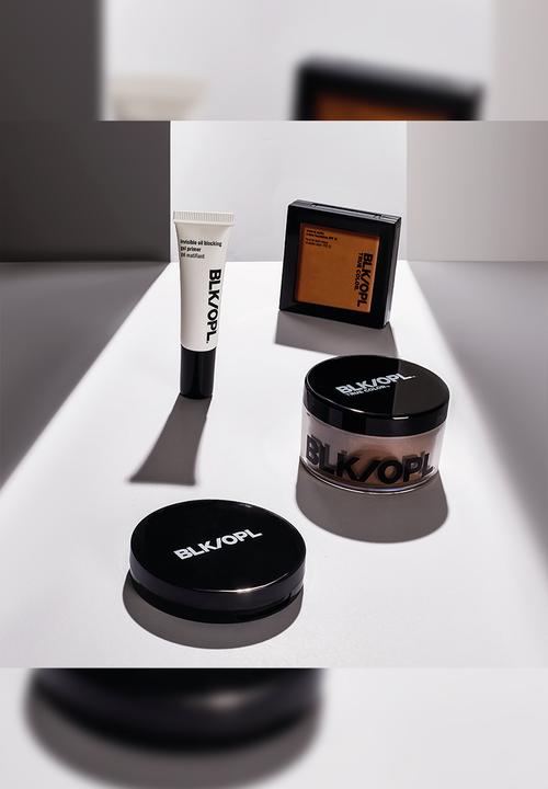 Black Opal - TRUE COLOR® Pore Perfecting Crème Powder - Truly Topaz