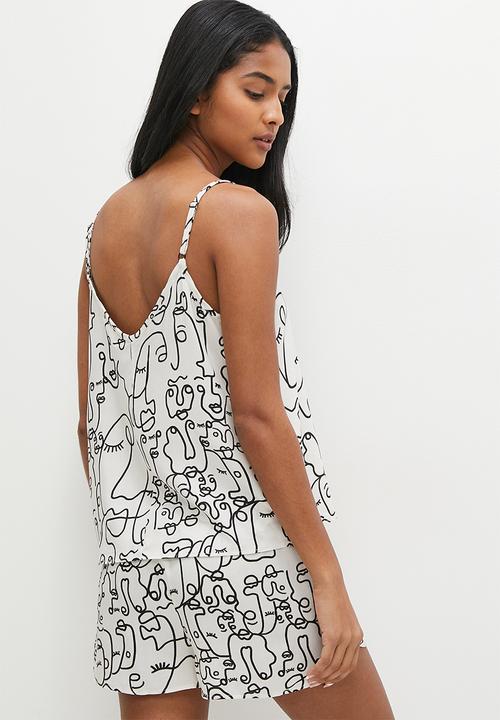 Superbalist - Sleep cami & shorts set - white & black