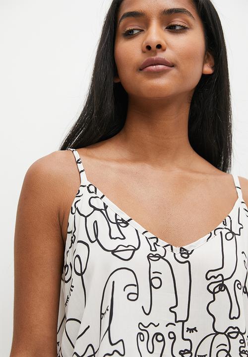 Superbalist - Sleep cami & shorts set - white & black