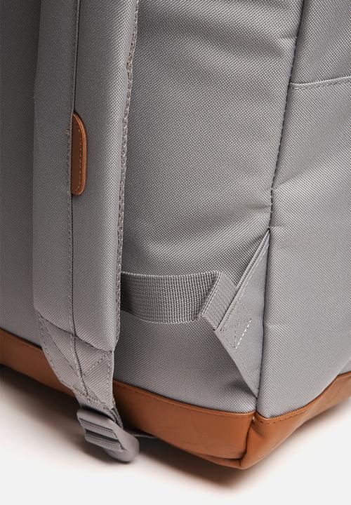 Herschel Supply Co. - Pop Quiz