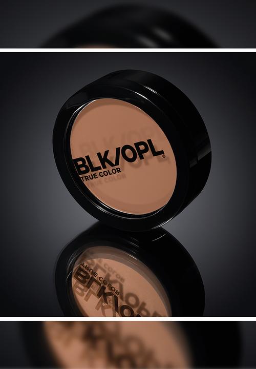 Black Opal - Oil Absorbing Pressed Powder - Foxy Brown