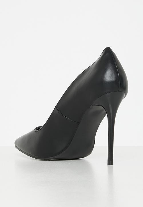 Plum - Colby barely there court heel - black