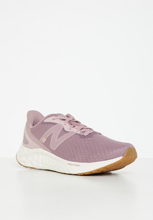 New Balance  - Fresh Foam Arishi V4