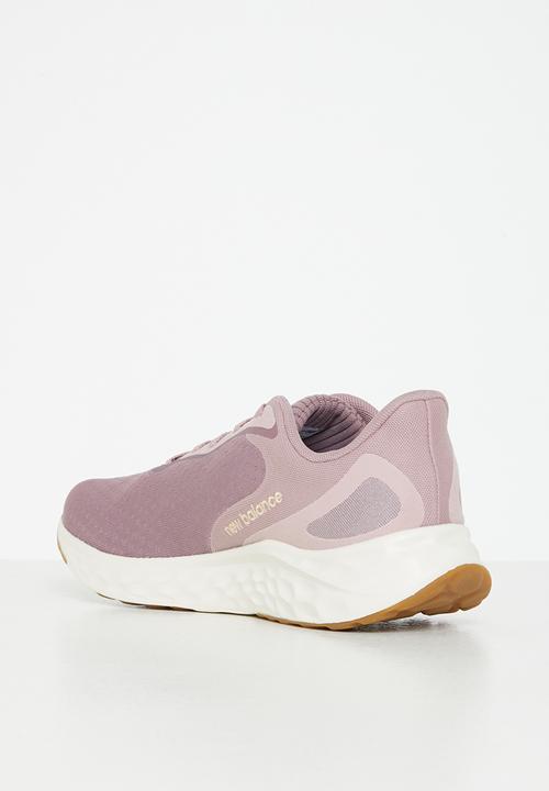 New Balance  - Fresh Foam Arishi V4