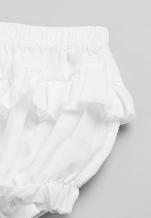 Pop Candy - Baby ruffle shorts - white