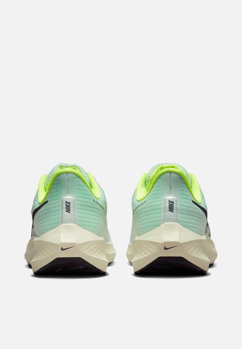 Nike - Nike air zoom pegasus 39 - barely green/cave purple-mint foam-volt